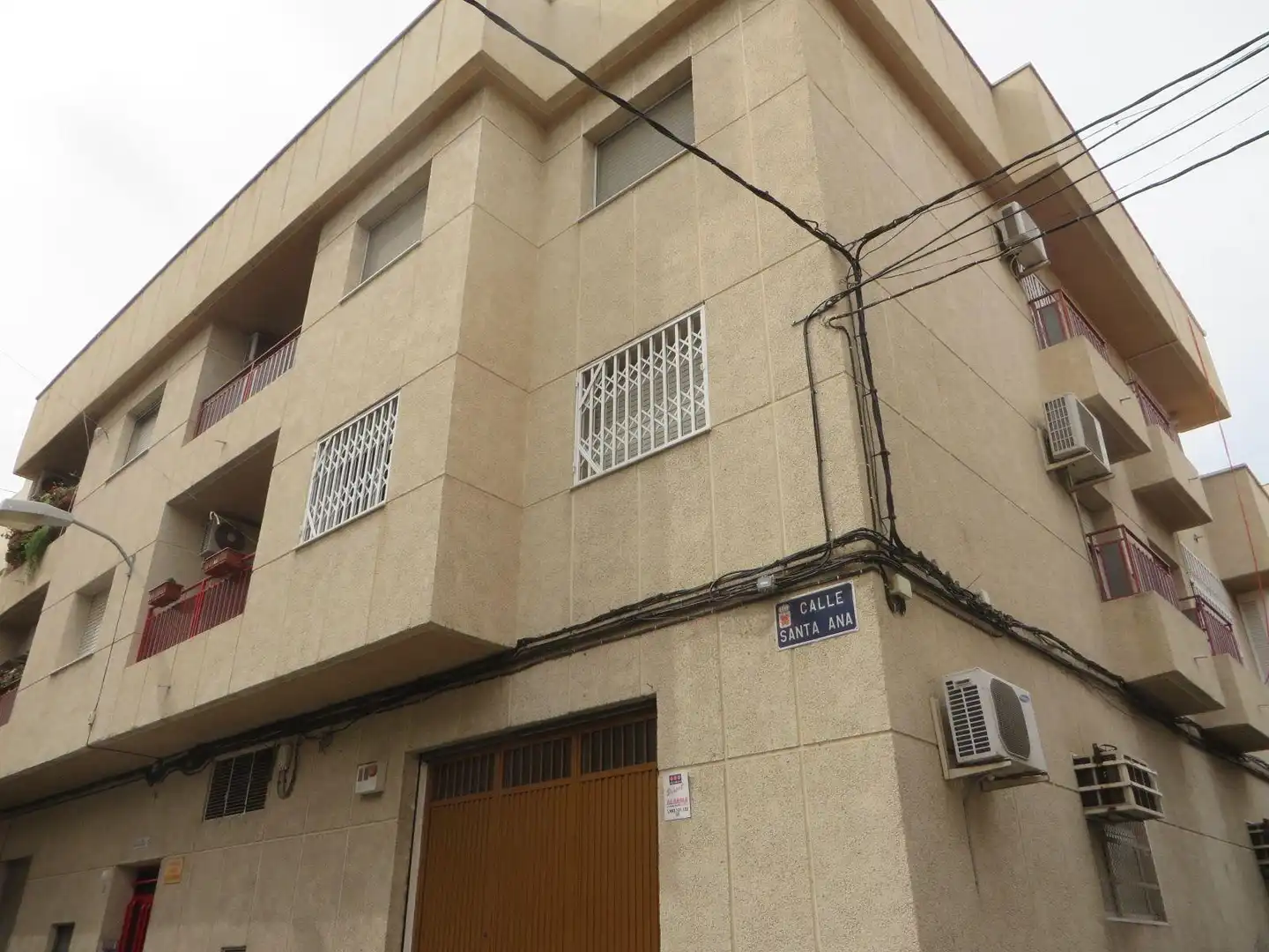 Außenansicht von Garage zum Verkauf in Murcia