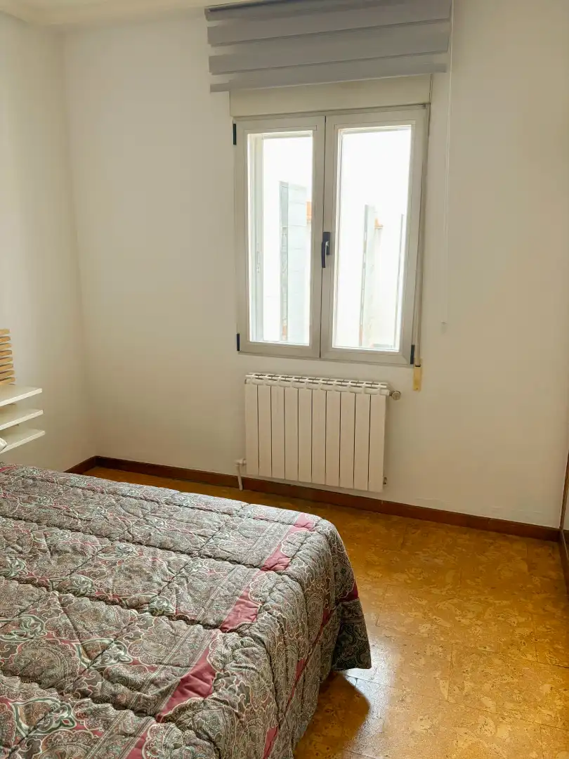 Bedroom of Flat for sale in Palencia  with Heating, Terrace and Furnished