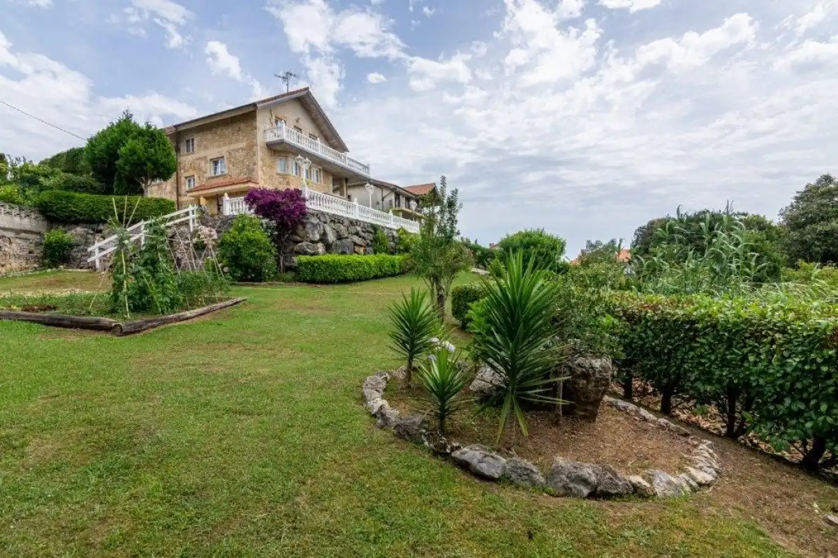 Garden of Houses for sale in Arnuero  with Private garden, Terrace and Furnished