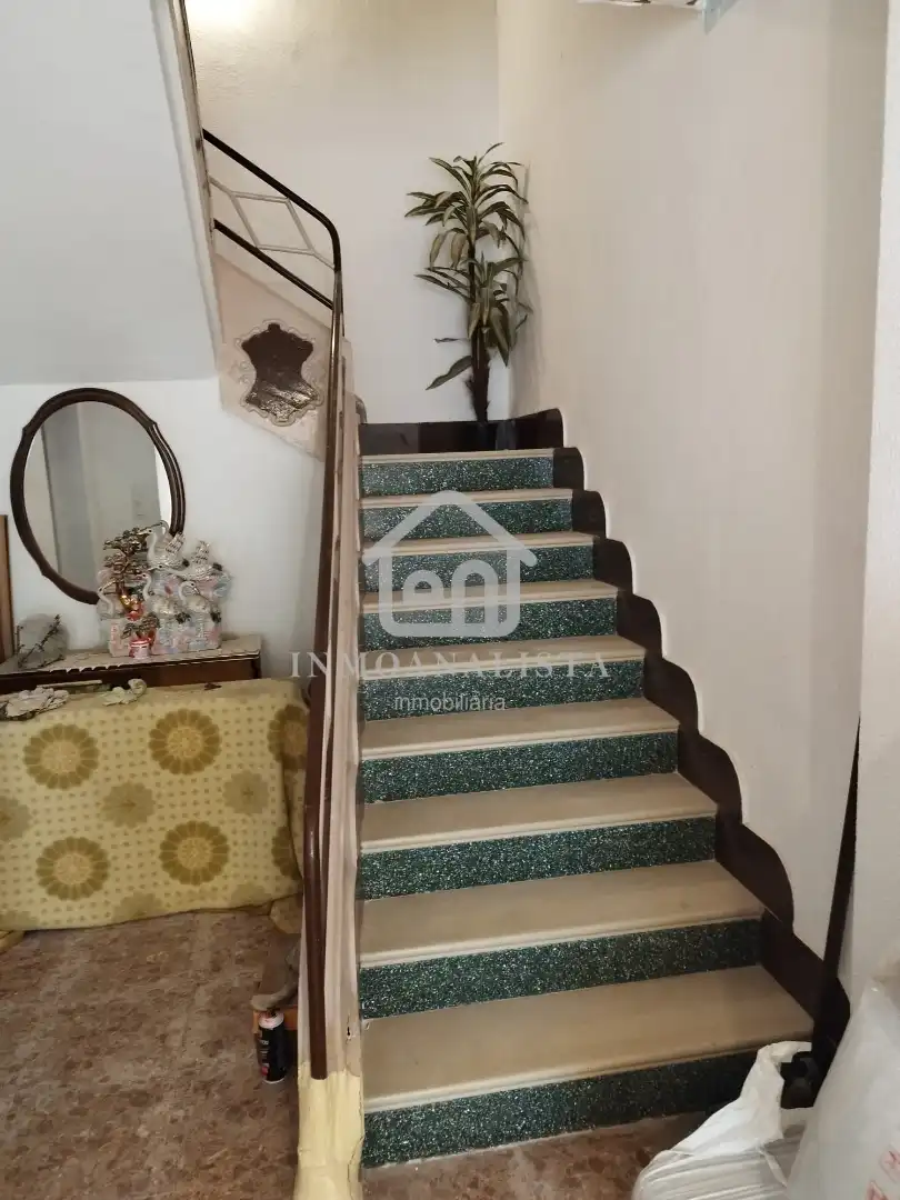 Casa amb terrassa en venda a Calle de Don Placid Guerrero, imagen 7