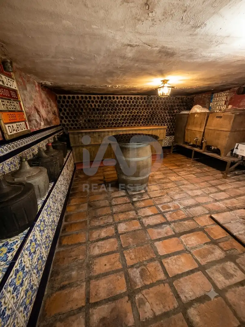 Houses for sale in Chozas de Abajo  with Heating and Swimming Pool