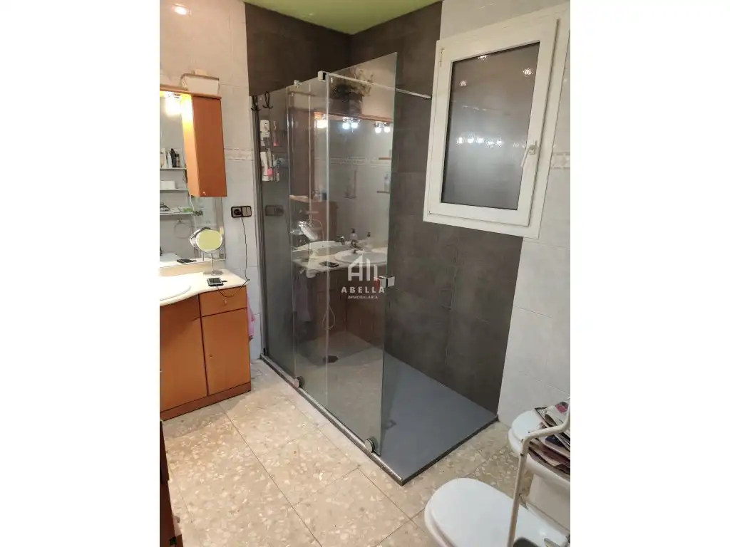 Bathroom of Houses for sale in Albatàrrec