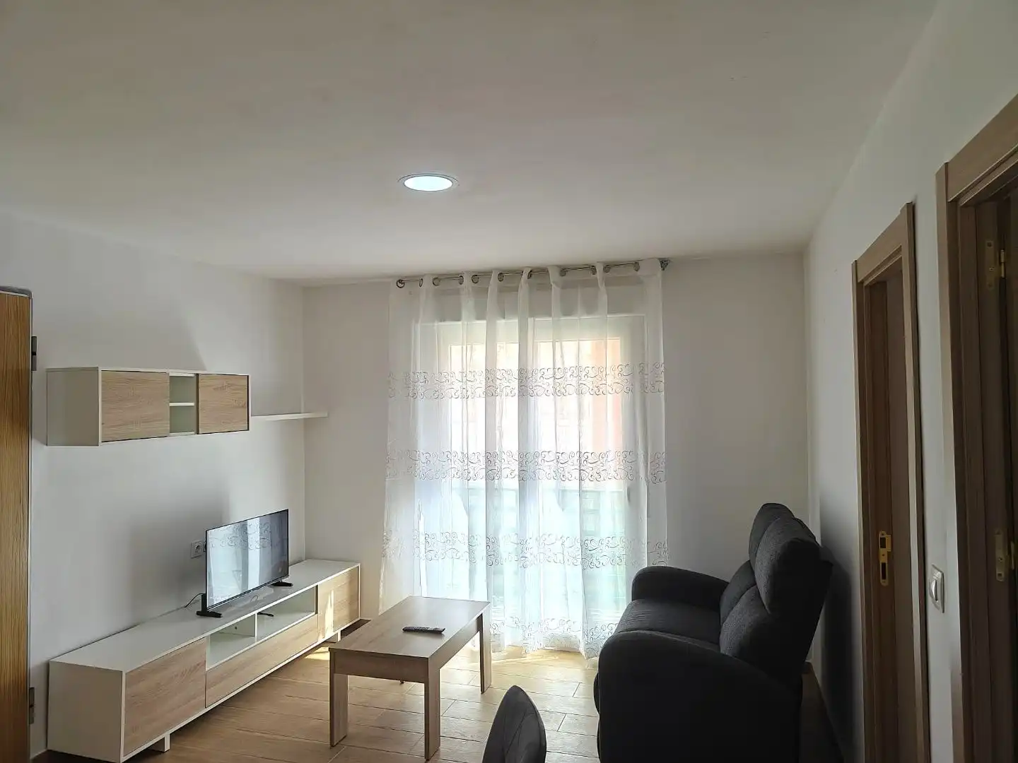 Living room of Flat for rent in  Albacete Capital  with Air Conditioner