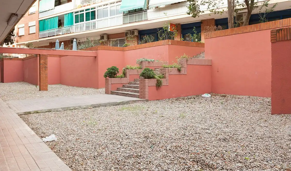 Vista exterior de Local de alquiler en Castelldefels