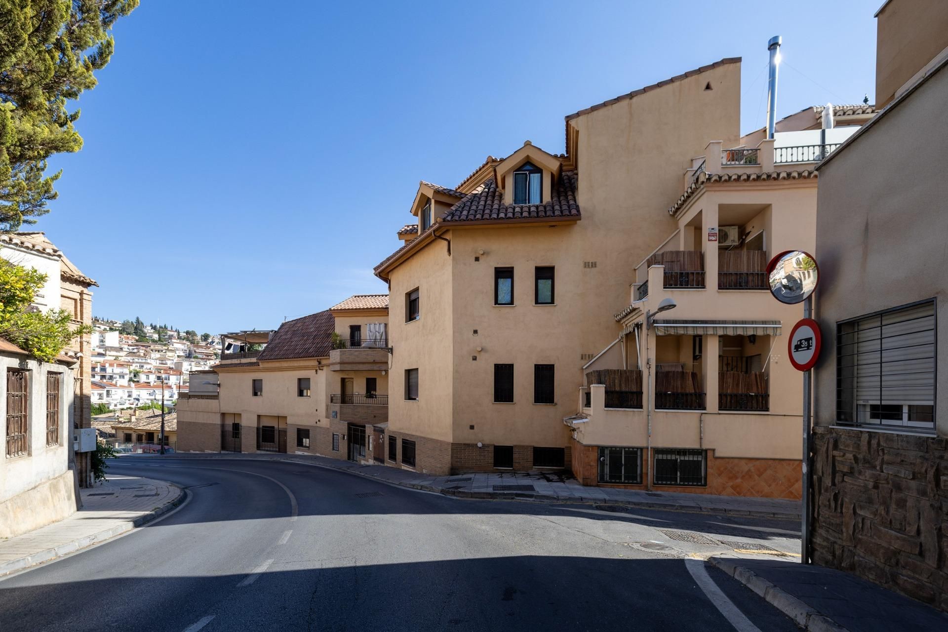 Vista exterior de Pis en venda en Monachil amb Traster