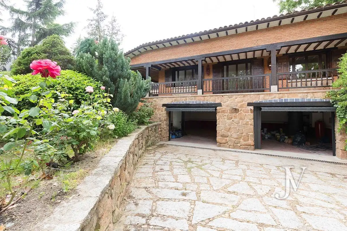 Exterior view of Houses for rent in Madrid  with Air Conditioner, Heating and Private garden