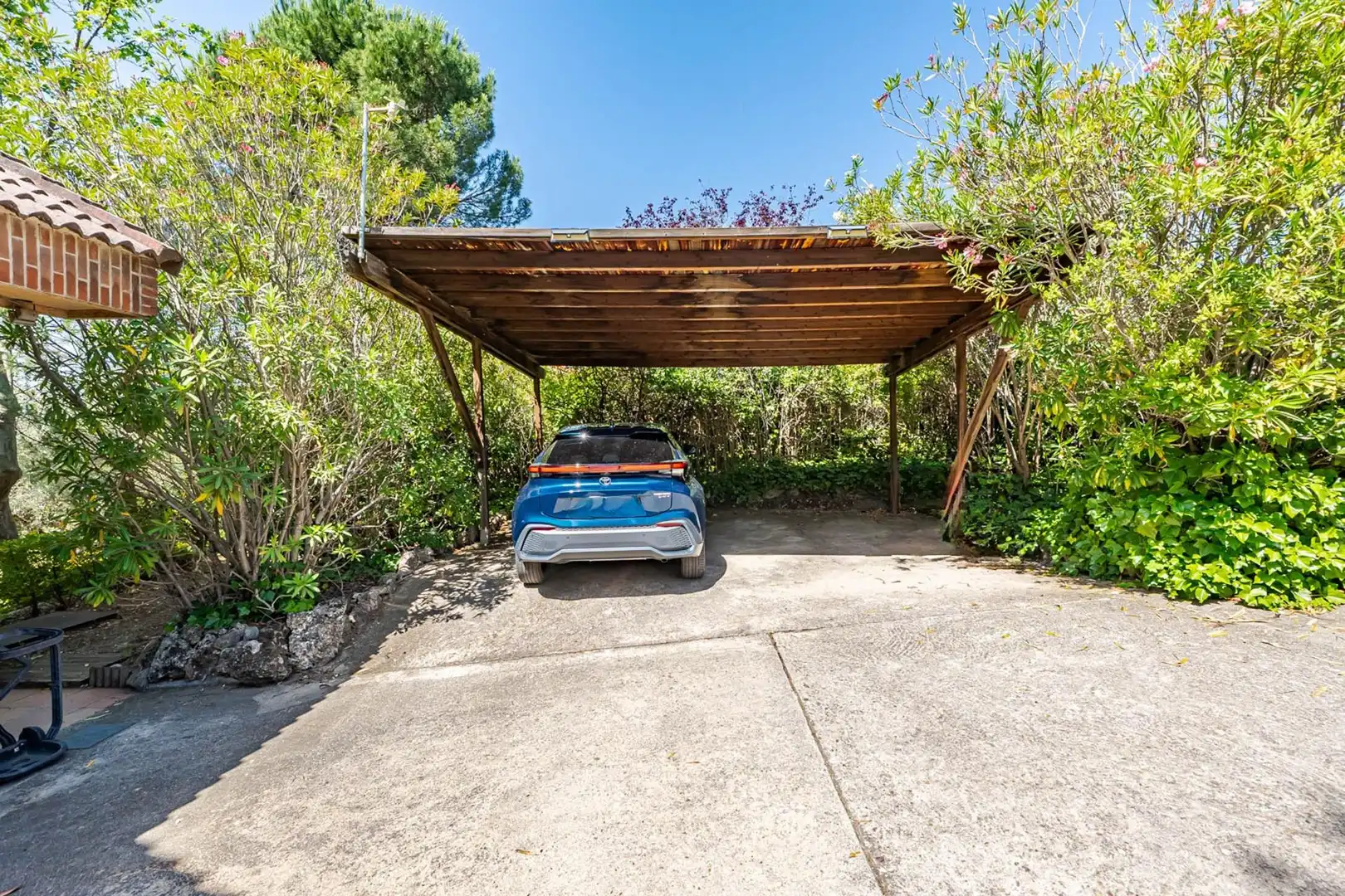 Parking de Casa o chalet en venta en Las Rozas de Madrid con Aire acondicionado, Calefacción y Jardín privado