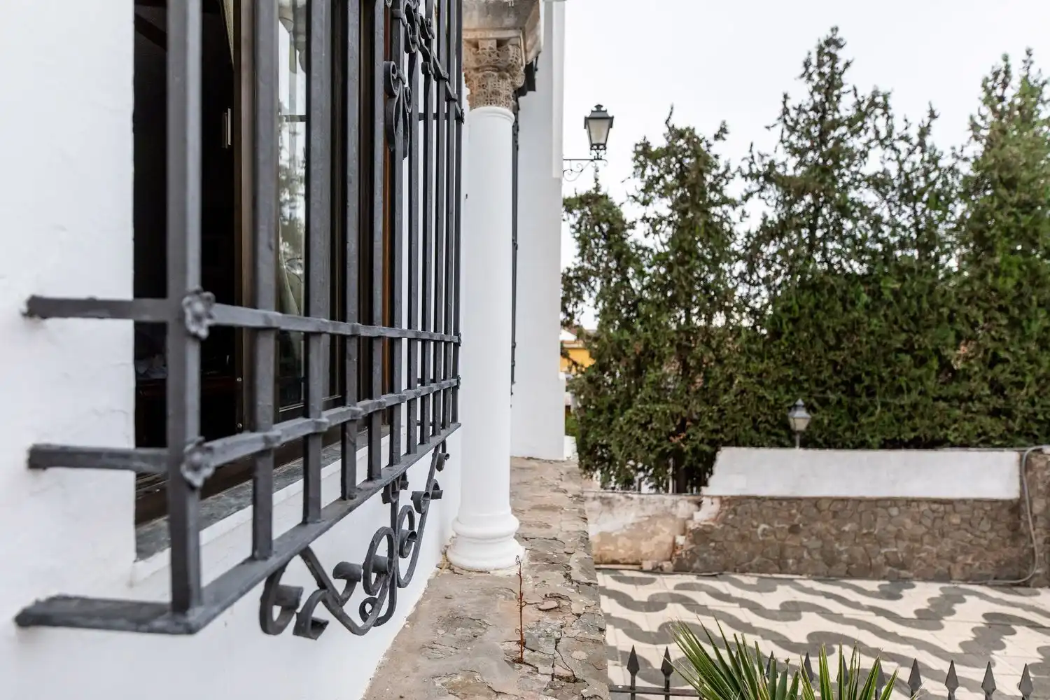 Exterior view of Houses for sale in Córdoba  with Air Conditioner, Private garden and Terrace