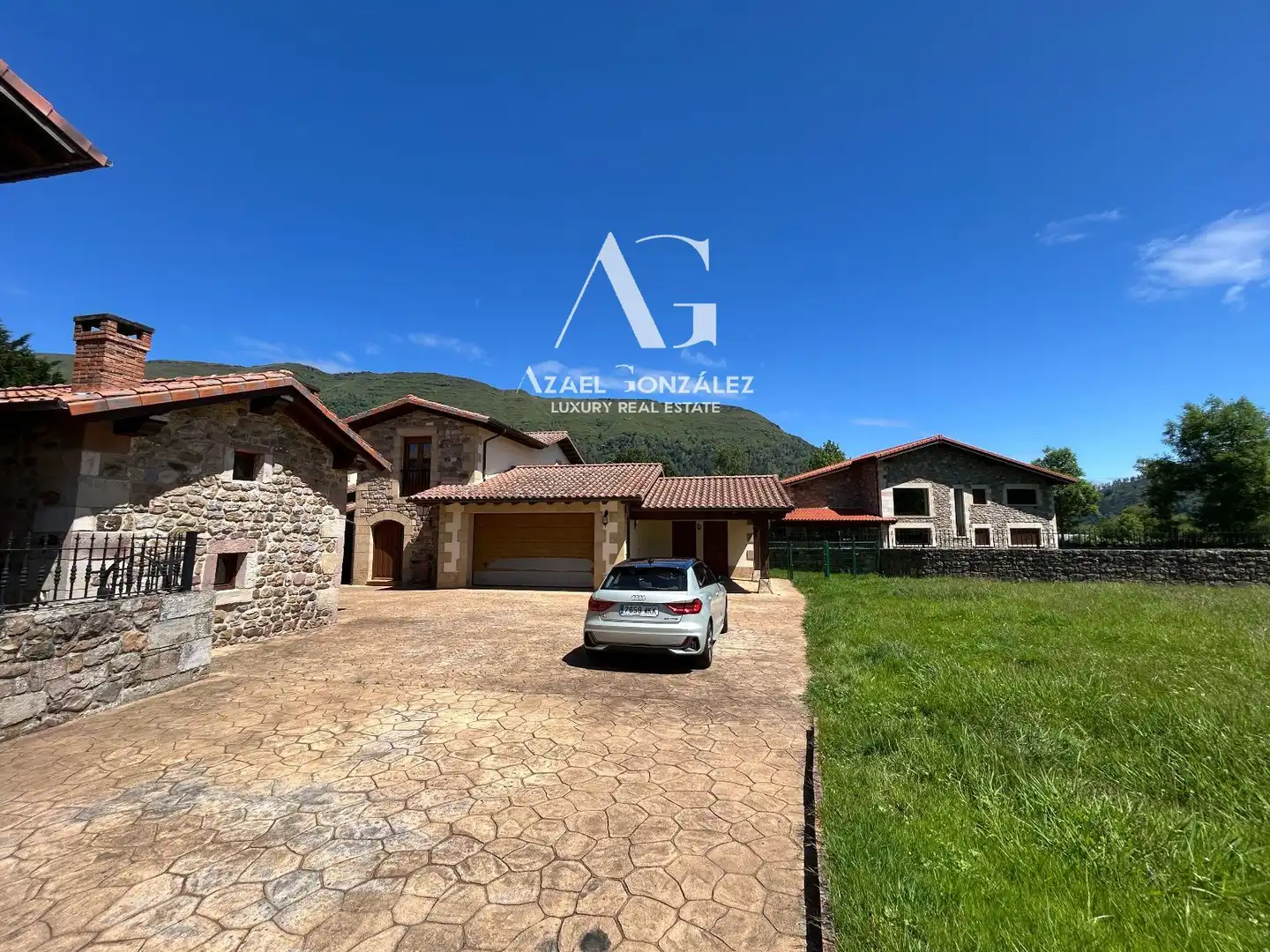 Vista exterior de Casa o chalet en venta en Ruente con Calefacción, Jardín privado y Terraza