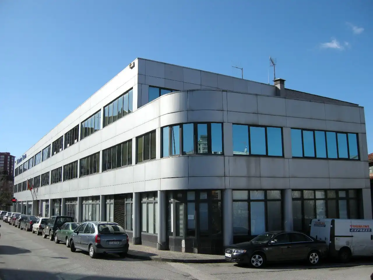 Gewerbefläche zum Verkauf in Alisal - San Román