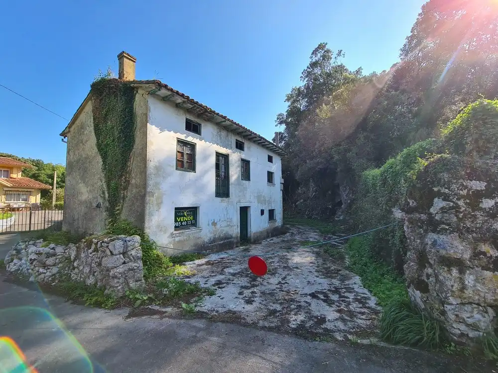 Houses for sale in Balmori, Posada - Barro