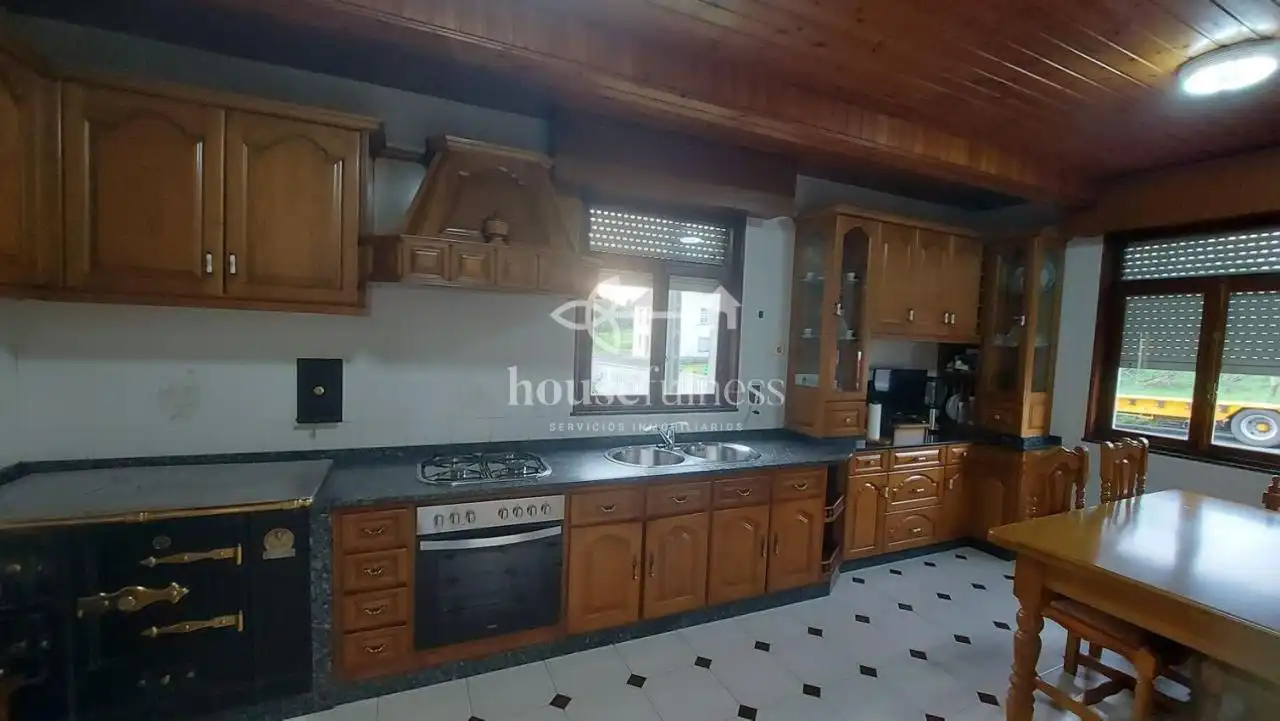 Chalet con jardín en venta en San Sadurniño, imagen 2