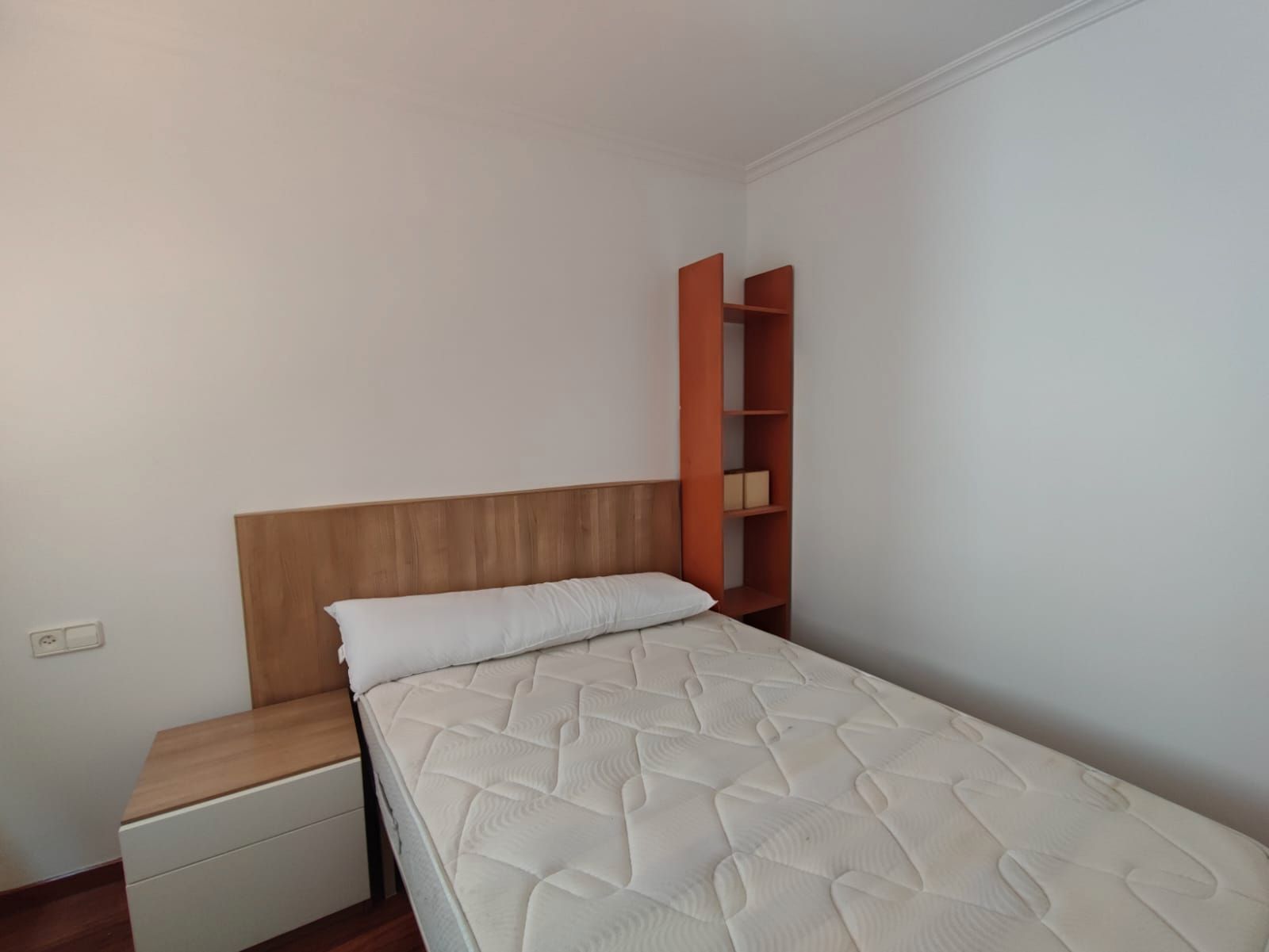 Bedroom of Study for sale in Vigo   with Heating and Furnished