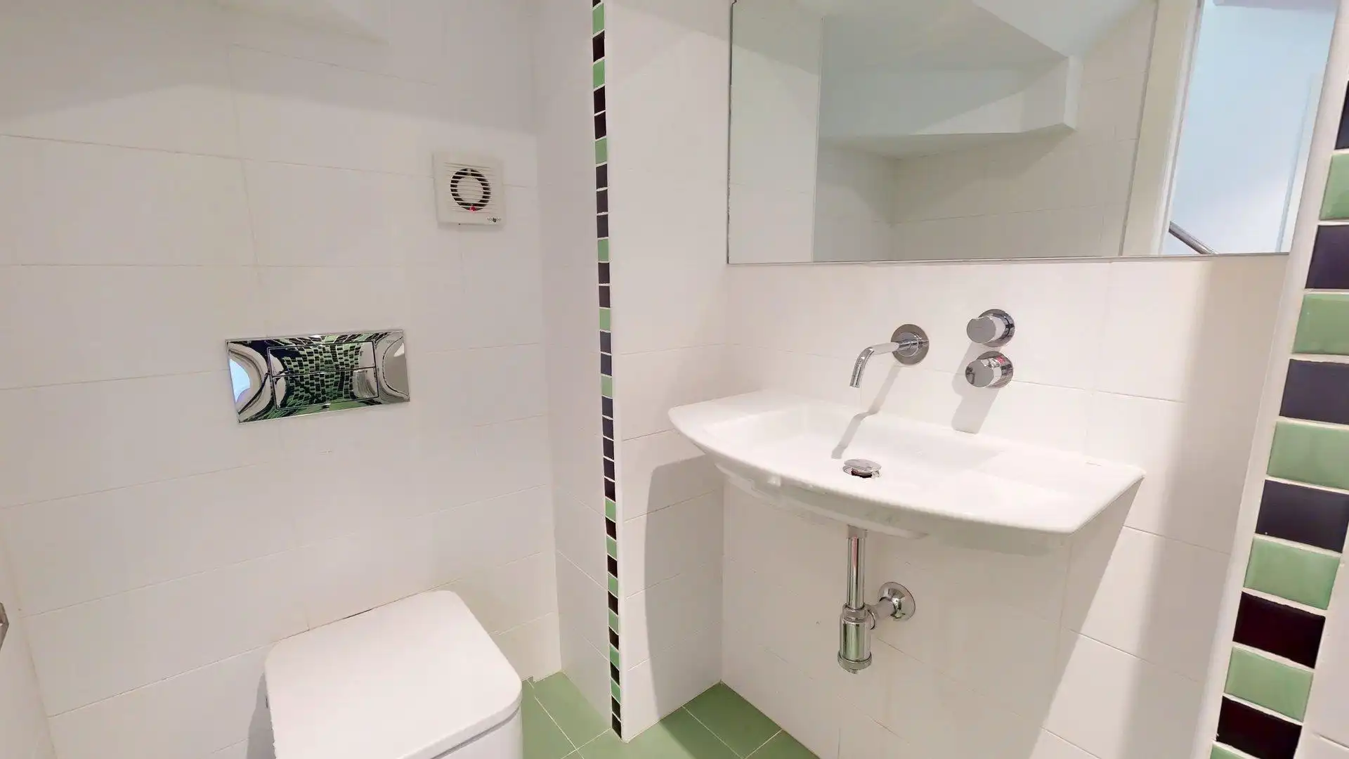 Baño de Dúplex de alquiler en Zaragoza con Aire acondicionado, Calefacción y Balcón