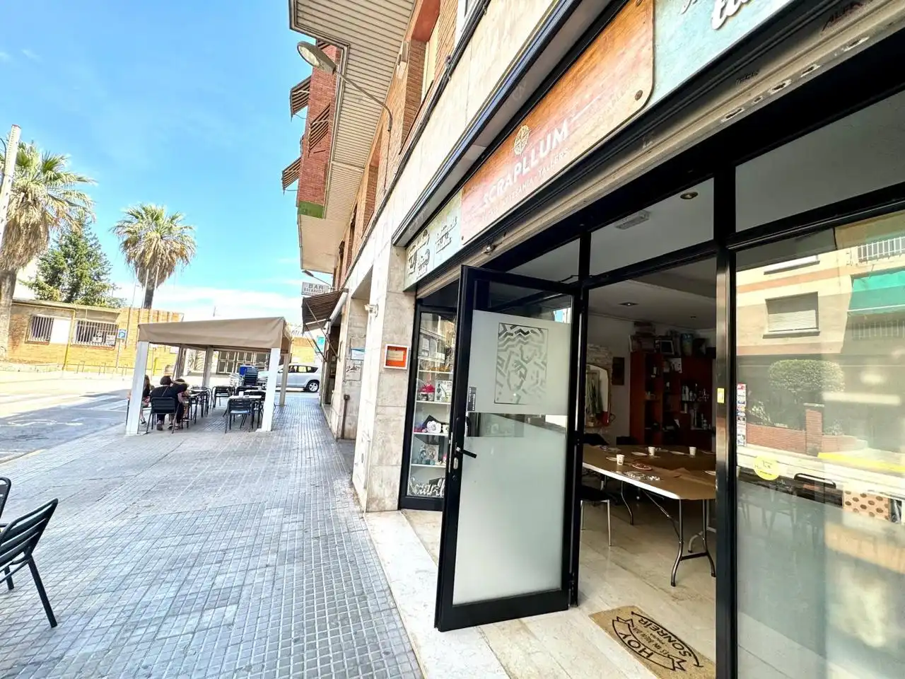 Local en venta en Montcada i Reixac con Aire acondicionado