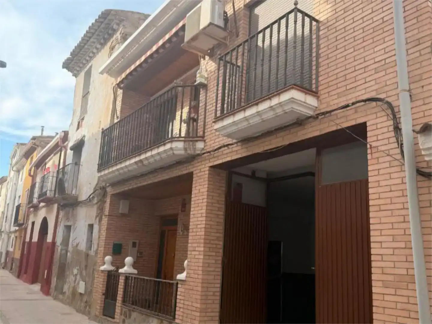 Vista exterior de Piso en venta en Escatrón con Aire acondicionado, Amueblado y Balcón