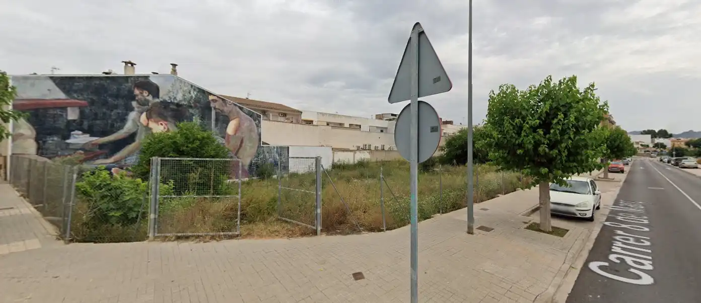 Terreny residencial en venda a Carrer 8 de Març 22