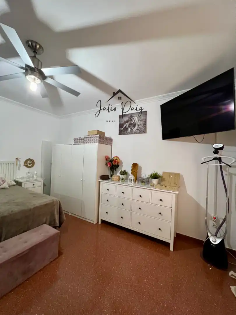 Habitación de Casa o chalet en venta en La Puebla del Río con Aire acondicionado, Terraza y Balcón