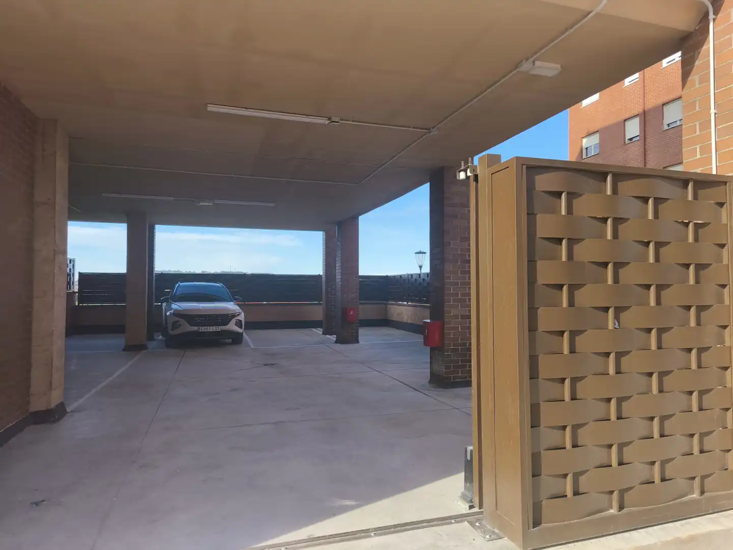 Aparcament de Garatge en venda en Gijón 
