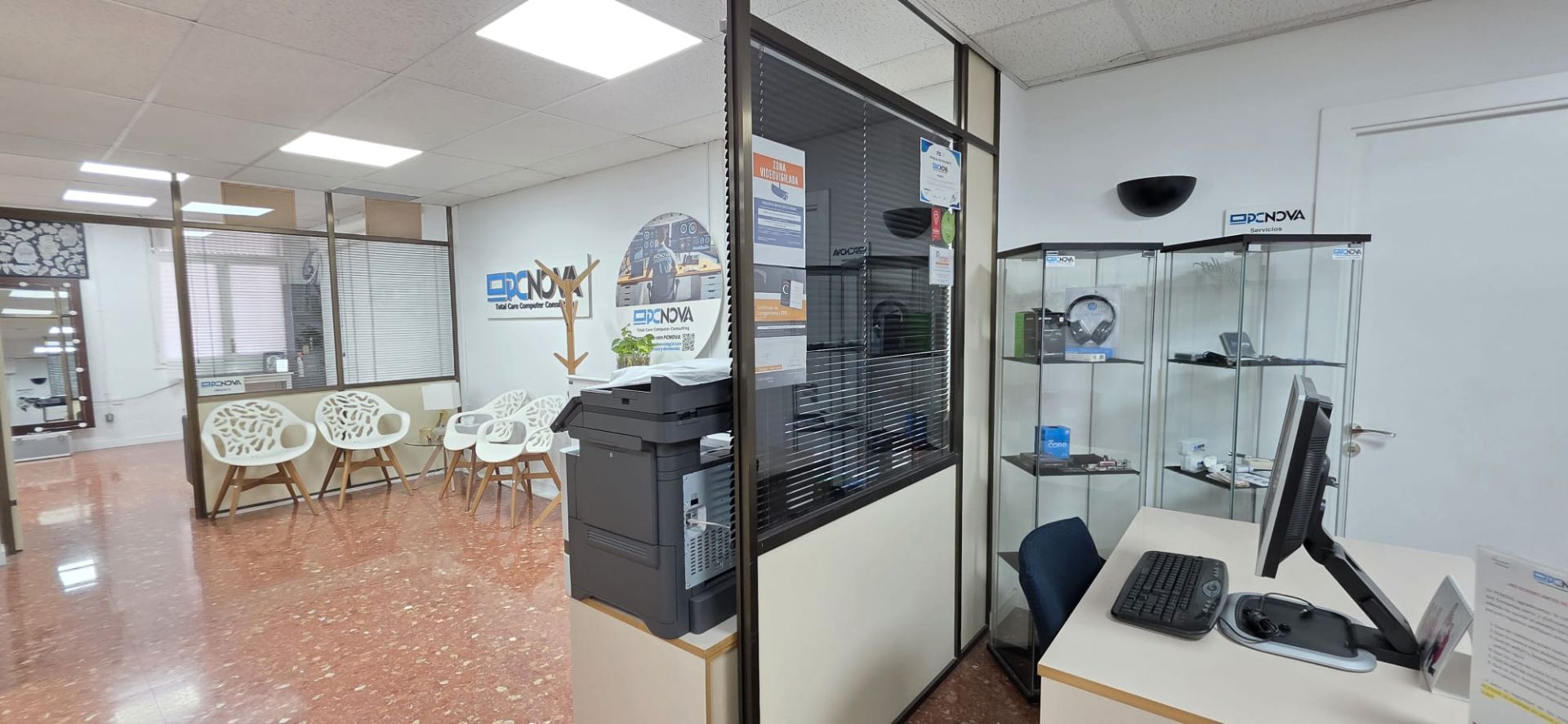 Oficina de alquiler en  Barcelona Capital con Aire acondicionado, Calefacción y Amueblado