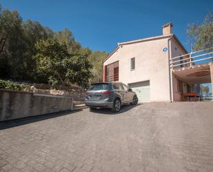 Vista exterior de Casa o xalet en venda en Sant Pere de Ribes amb Aire condicionat, Calefacció i Jardí privat