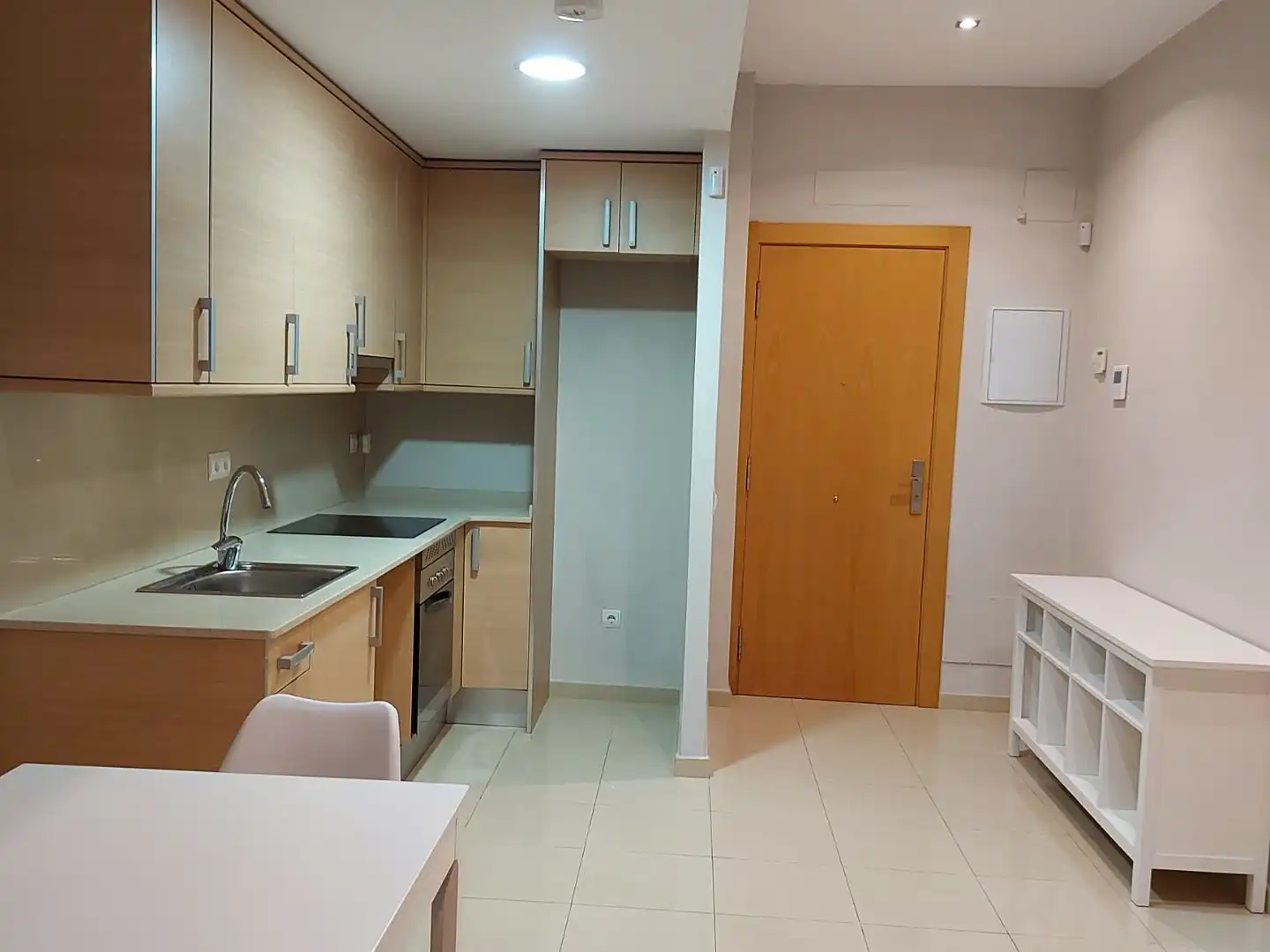 Flat with lift to rent in Carrer Ample 0