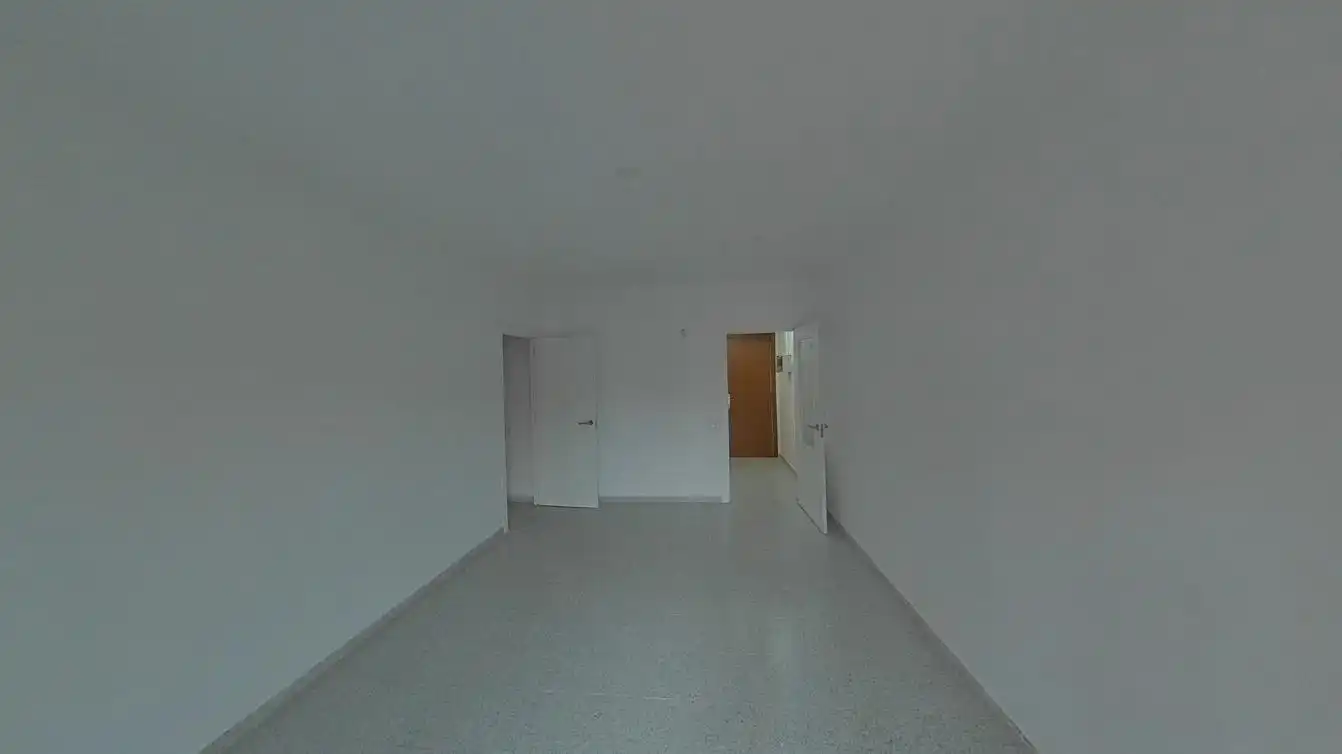 Piso en venta en Sant Boi de Llobregat con Balcón