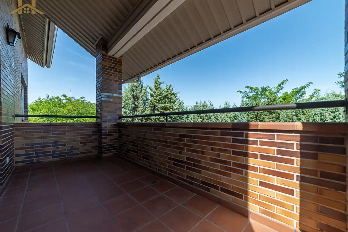 Terraza de Casa o chalet en venta en Las Rozas de Madrid con Aire acondicionado, Calefacción y Jardín privado