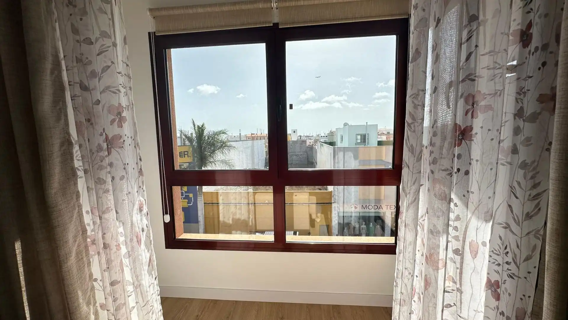 Bedroom of Flat for rent in Santa Lucía de Tirajana  with Parquet flooring