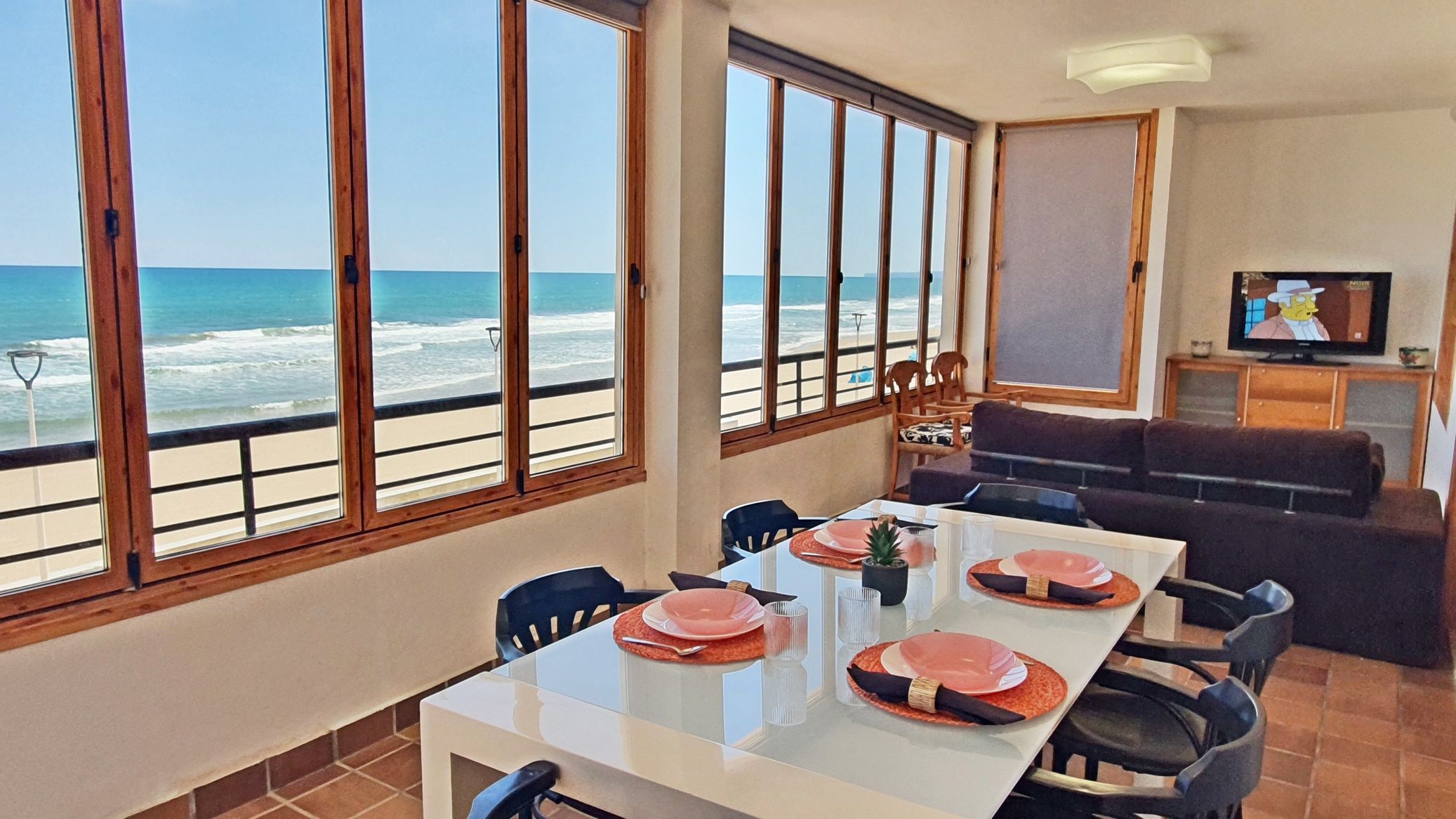 Comedor de Apartamento de alquiler en Miramar con Aire acondicionado, Terraza y Amueblado