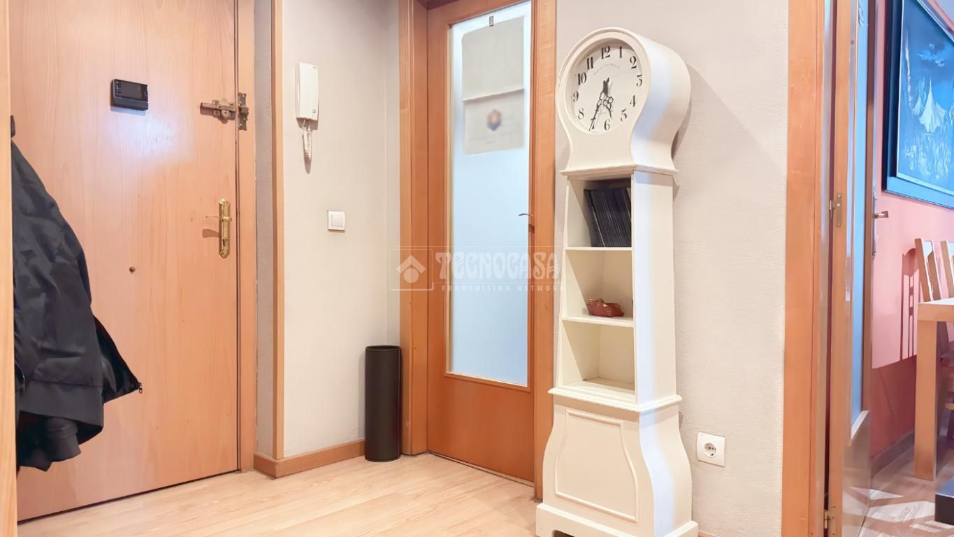 Flat for sale in  Madrid Capital  with Air Conditioner, Heating and Terrace