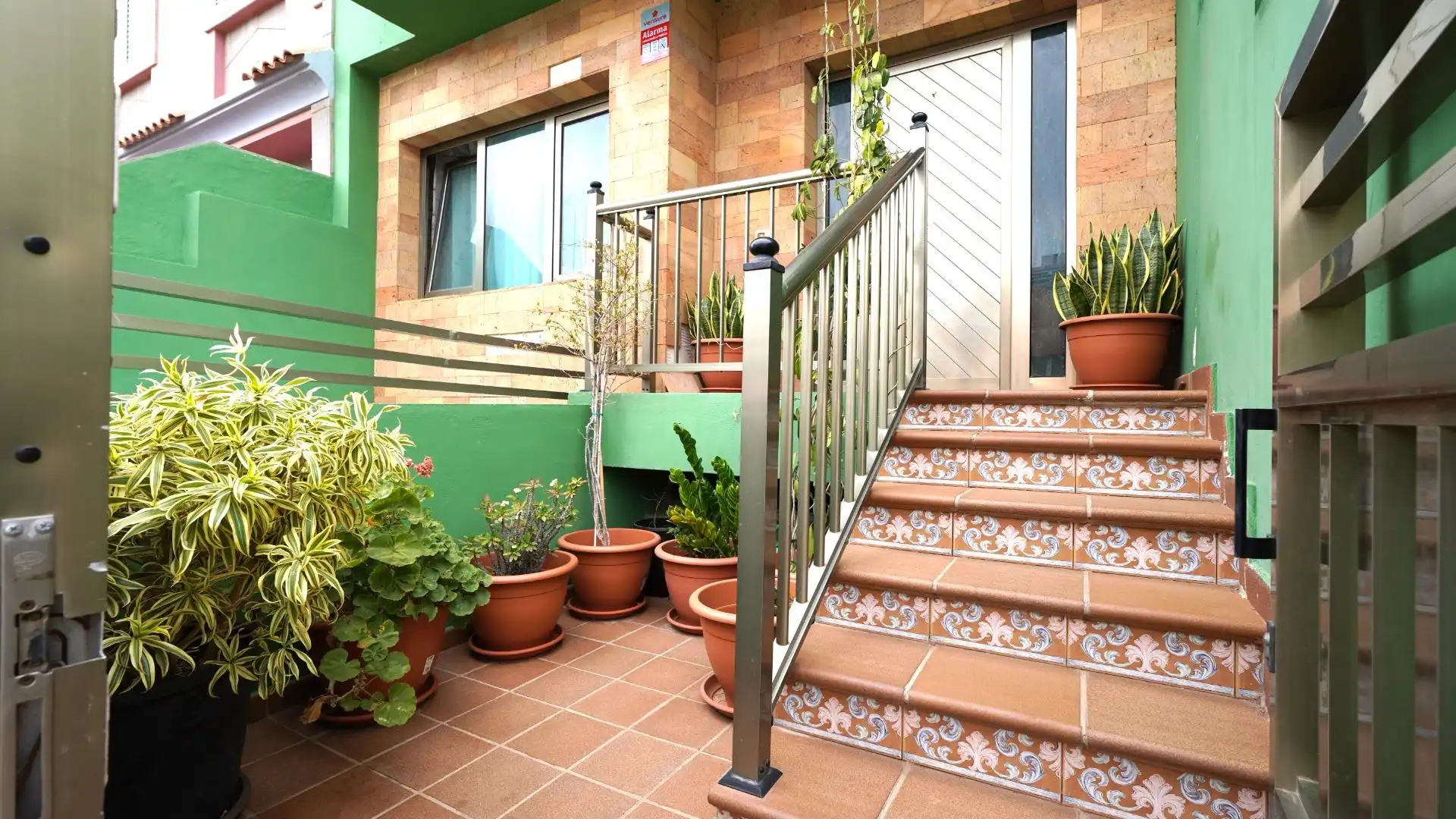 Terrasse von Einfamilien-Reihenhaus zum Verkauf in Agüimes mit Terrasse