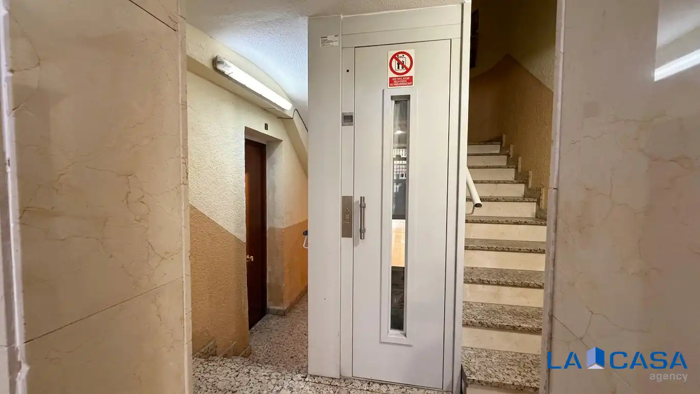 Ground floor for sale in Madrid