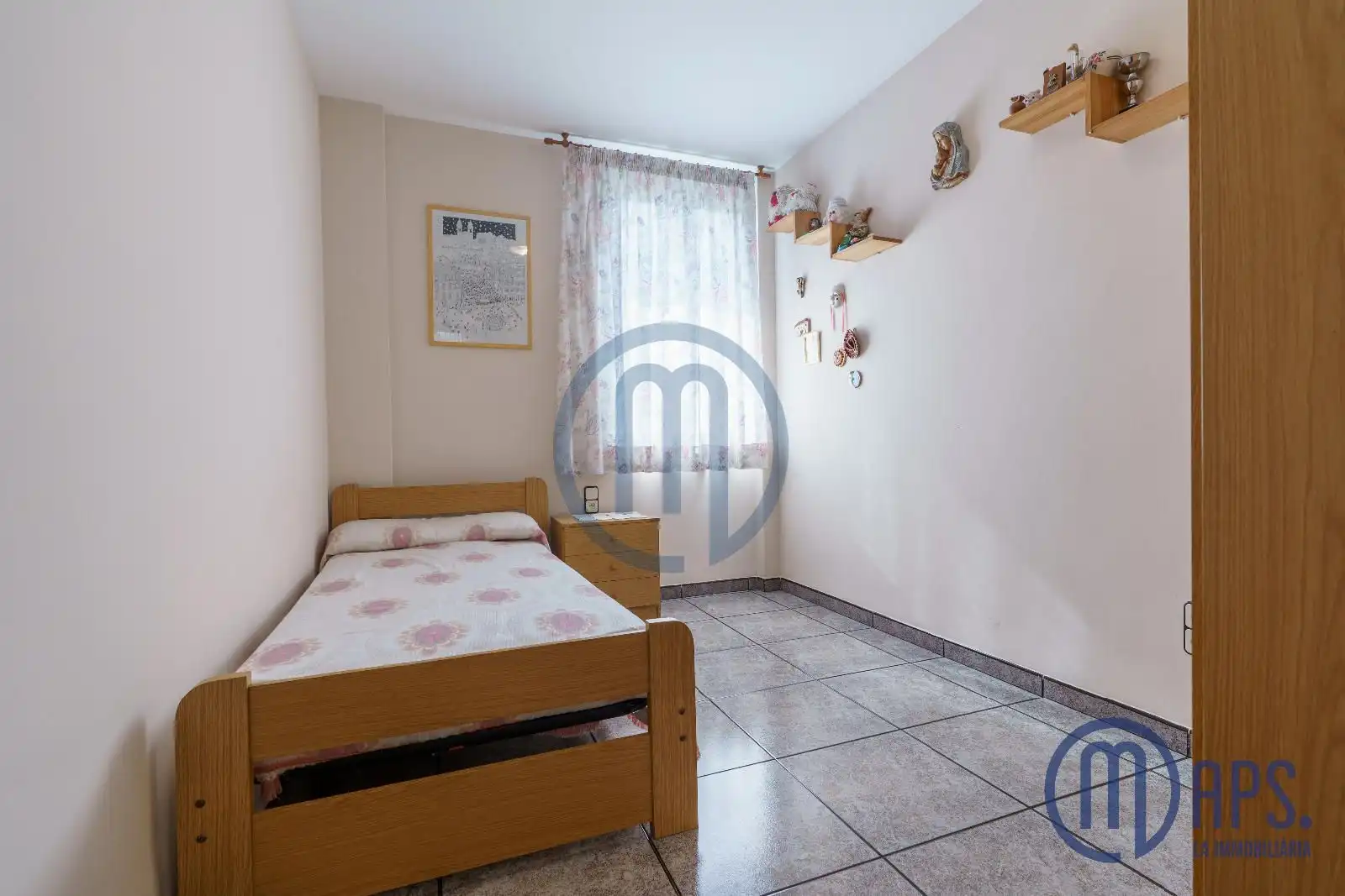 Dormitori de Casa o xalet en venda en Canovelles amb Calefacció, Terrassa i TV