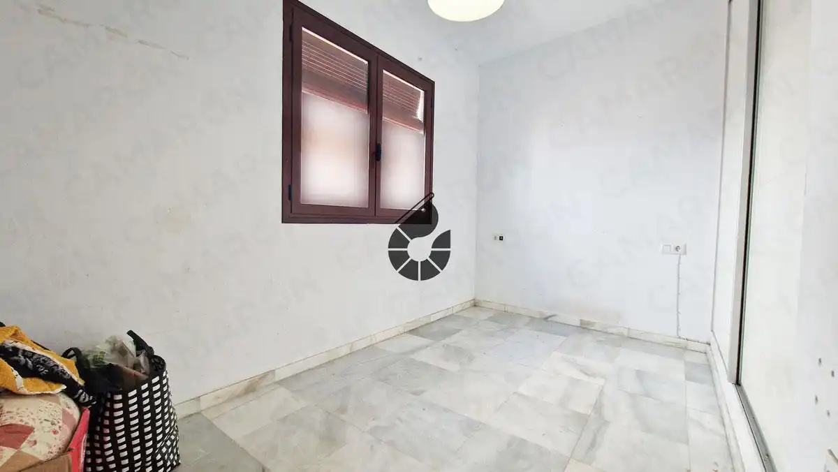 Casa adosada en venda en Coria del Río amb Terrassa i Traster