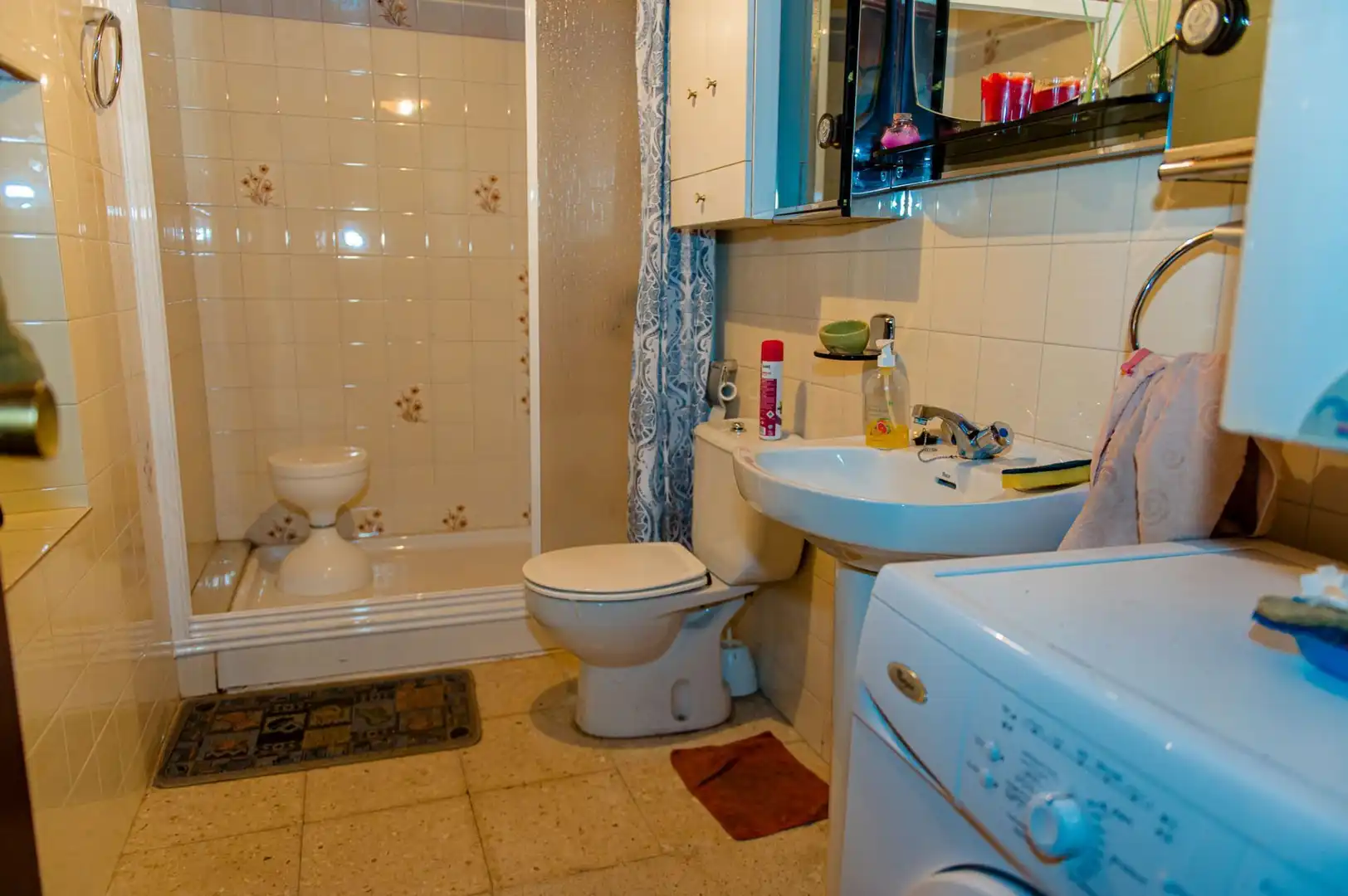 Baño de Casa o chalet en venta en Cabrillanes con Calefacción, Trastero y Amueblado