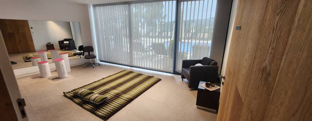 Local comercial en Alquiler en Carrer Almadra en Son Vida