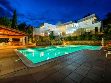 Villa con balcone in vendita a Carrer de Papiol