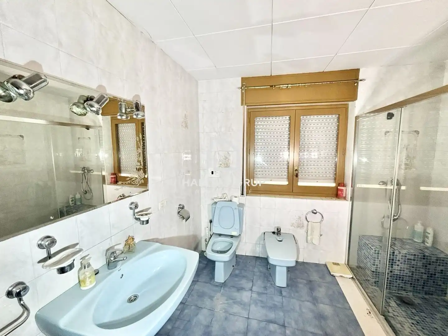 Baño de Casa adosada en venta en Gandesa con Terraza y Trastero