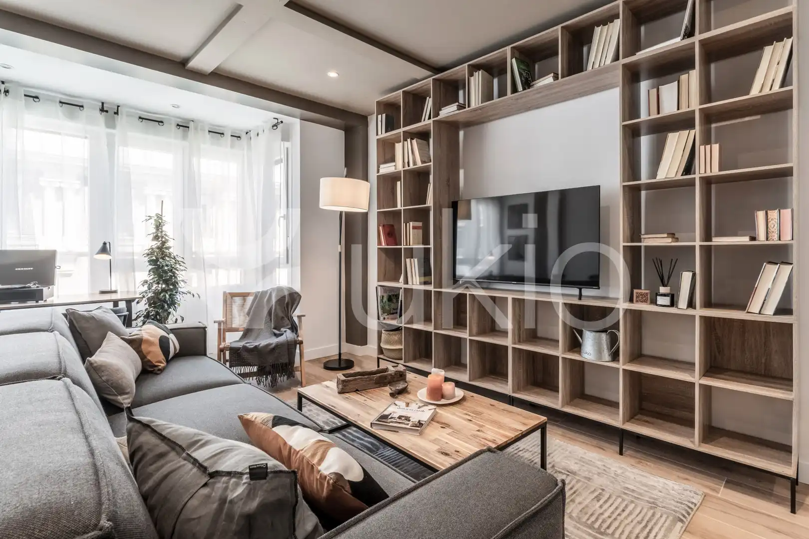 Apartment with lift to rent in Calle de Manuel Cortina, imagen 3
