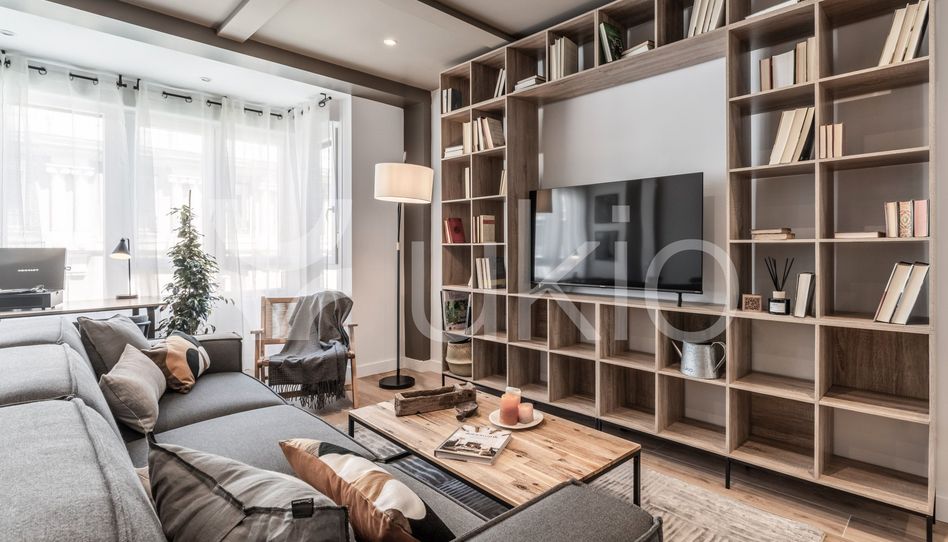 Apartamento de alquiler en Calle de Manuel Cortina, Trafalgar - Imagen 3
