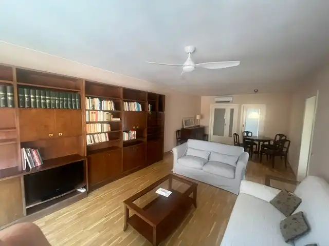 Wohnzimmer von Wohnung zur Miete in Sant Cugat del Vallès mit Klimaanlage, Heizung und Parkett