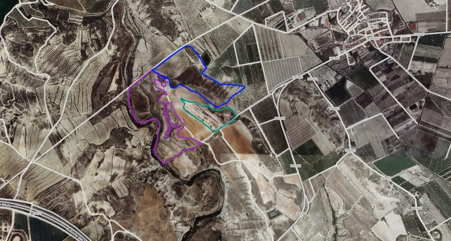Lands and plots for sale in Mula