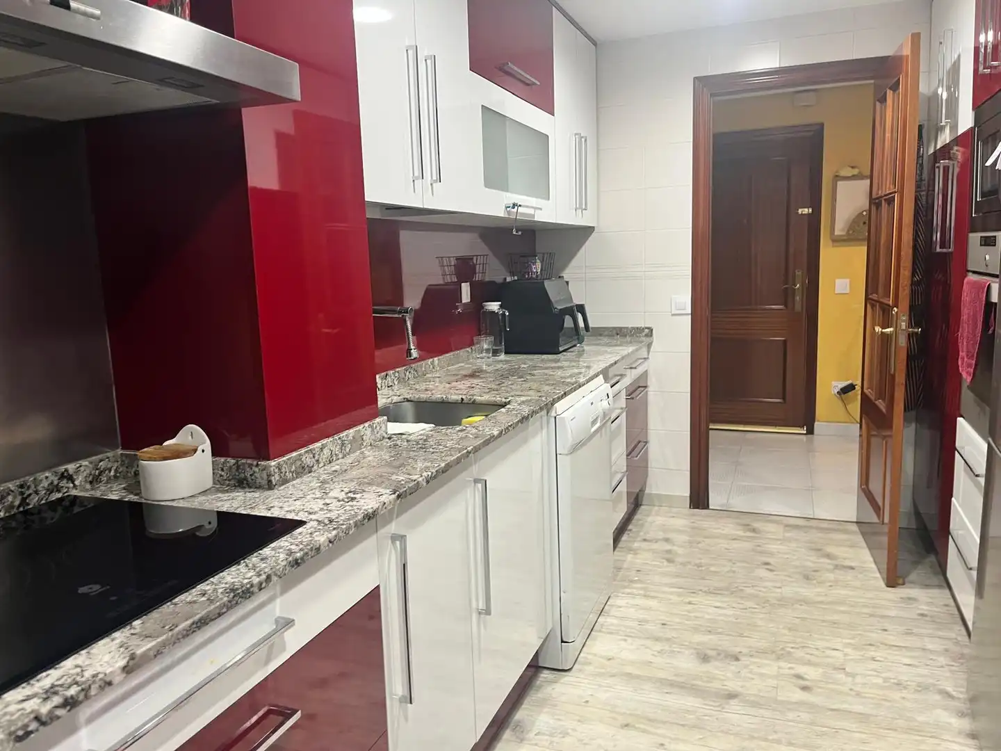 Cuina de Pis en venda en Barbastro amb Aire condicionat, Calefacció i Terrassa