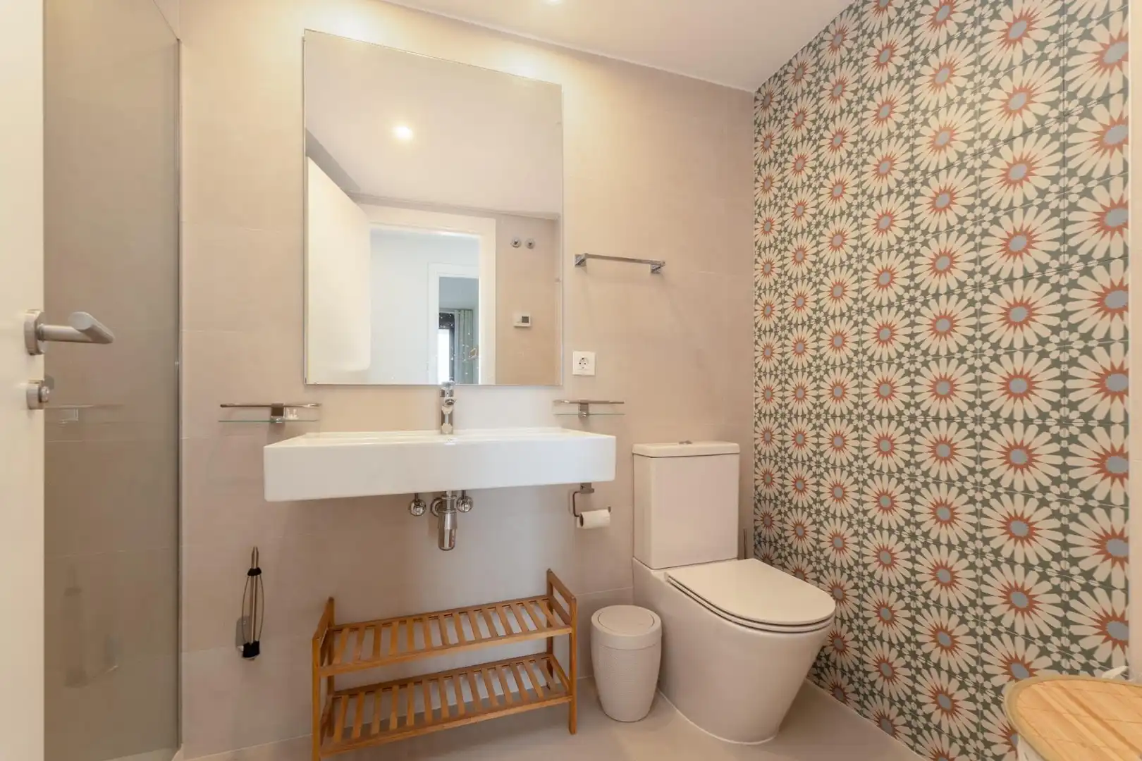 Bathroom of Flat for sale in Rincón de la Victoria  with Air Conditioner and Community pool