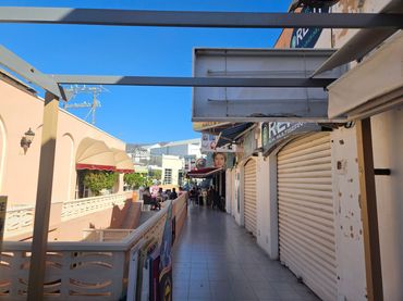 Locale commerciale in vendita a Urbanizacion Playa Fañabe