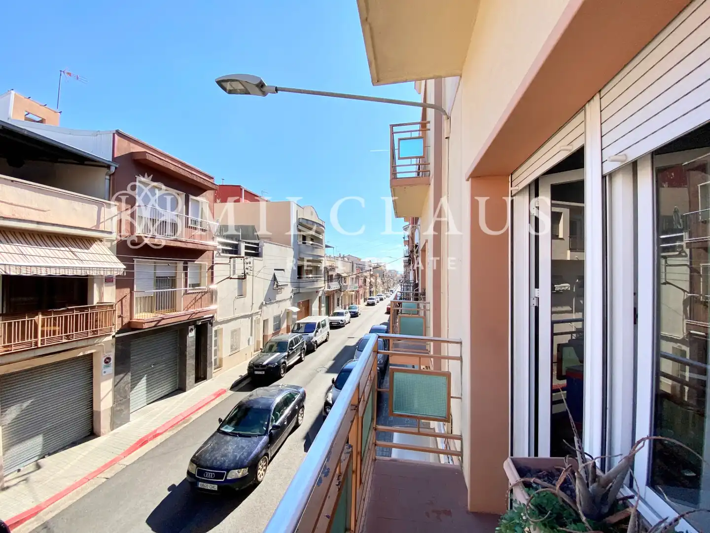 Vista exterior de Casa adosada en venda en Sabadell amb Aire condicionat, Calefacció i Terrassa