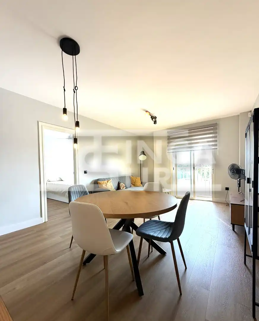 Sala de estar de Apartamento en venta en Roquetas de Mar con Amueblado, Horno y Lavadora