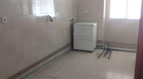 Foto 4 de Piso en venta en Villamartín, Cádiz