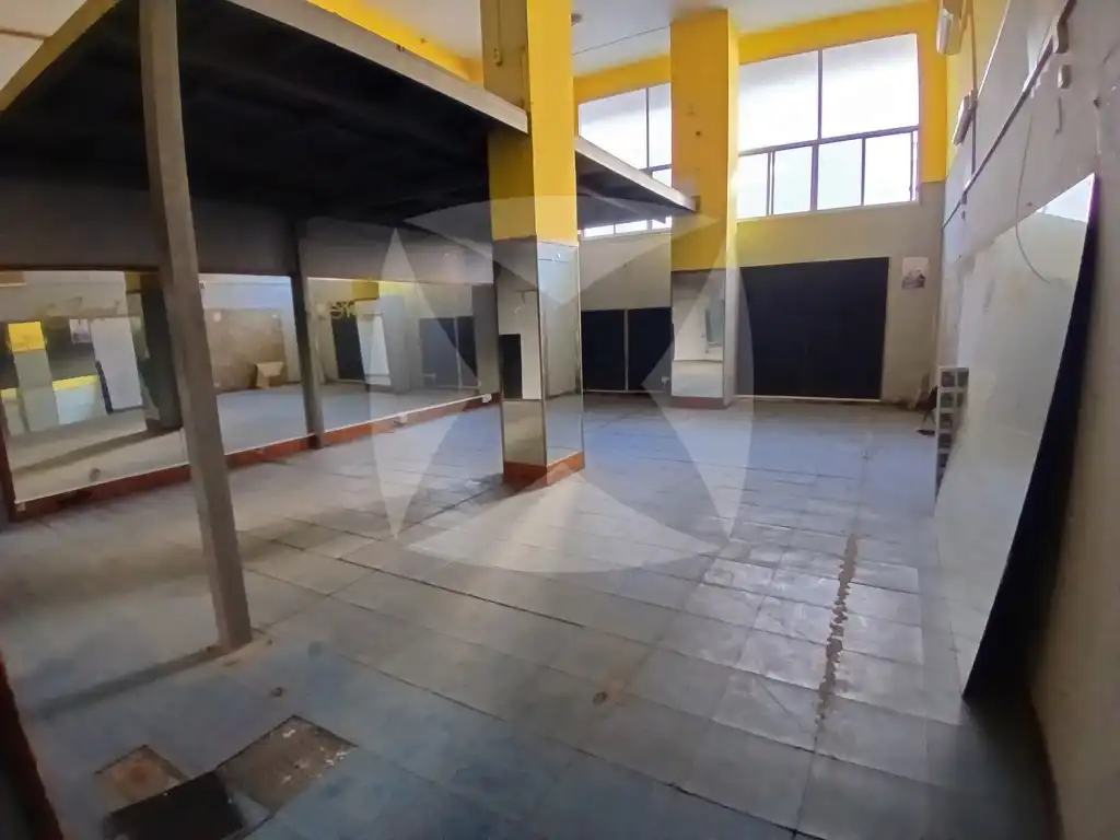 Gewerbefläche zur Miete in Calle Antonio Montero Moreno, imagen 4